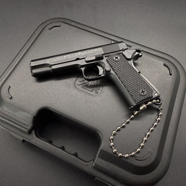 Black 1911 Gun-Shaped Keychain – Handcrafted Realism