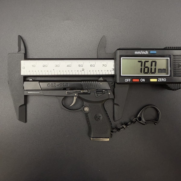 1:3 QSZ92 Shell-throwing Gun Model Keychain