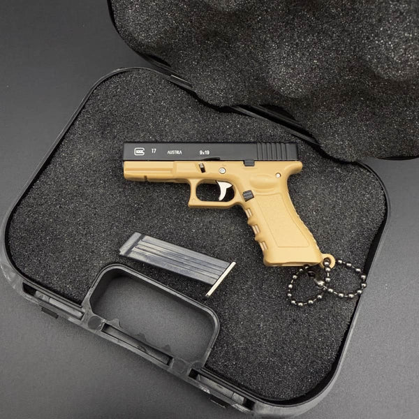 Glock G17 Model Keychain|Detachable 1:3 Scale