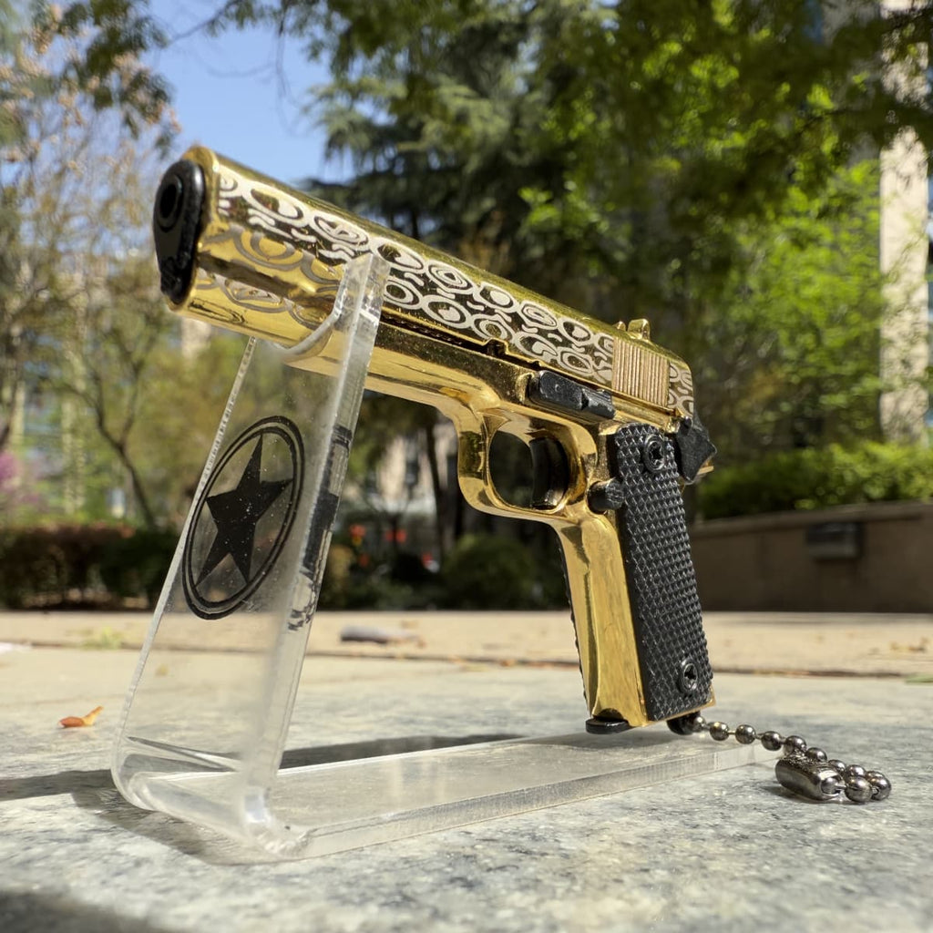 Tiny but Mighty: The Mini Gun Keychain That Relieves Stress in Style