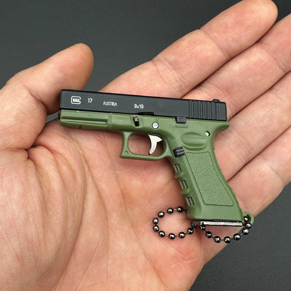 1:3 Tactical Keychain｜G17-Style Mini Model-Dark green