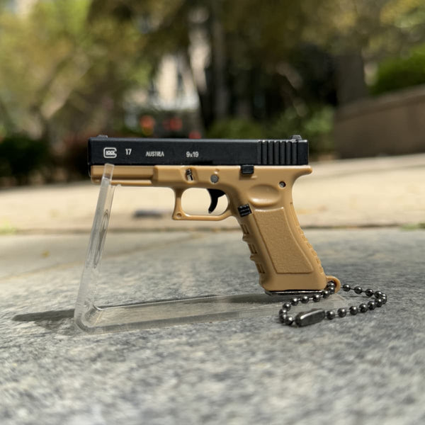 Glock G17 Model Keychain｜Detachable 1:3 Scale